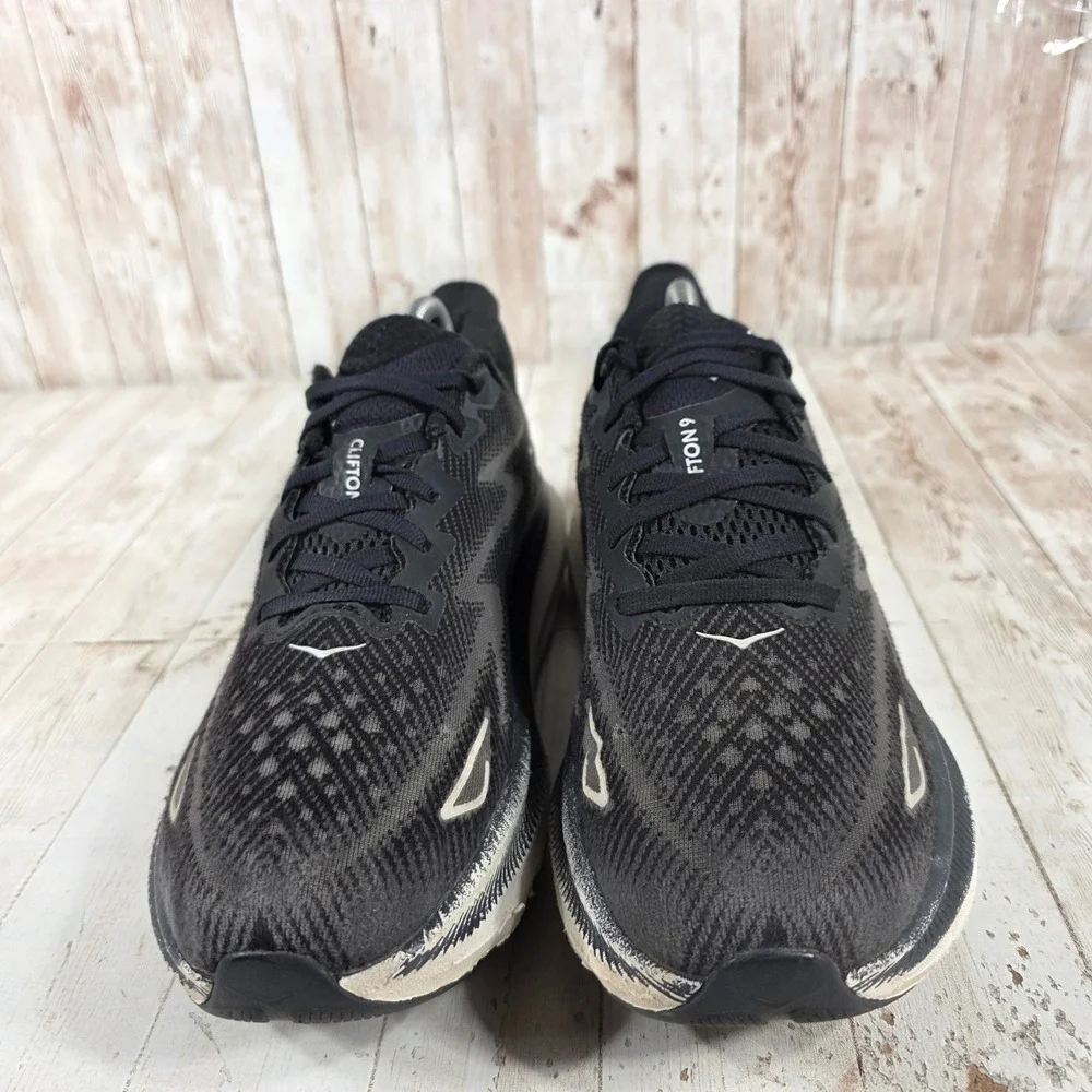 Hoka Clifton 9 Womens Running Shoes Black White 1127896 BWHT Size 9.5B